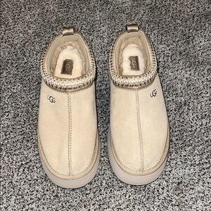 UGG Tazz Tan Slip-On Shoes